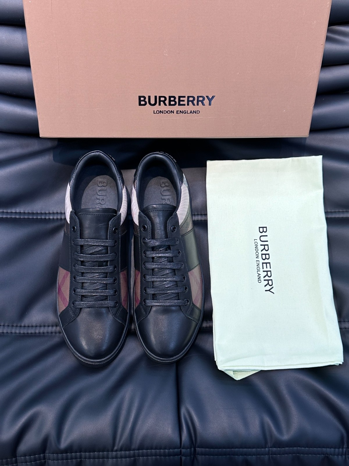 003 003#004-Burberry-Shoes-02-2023SS