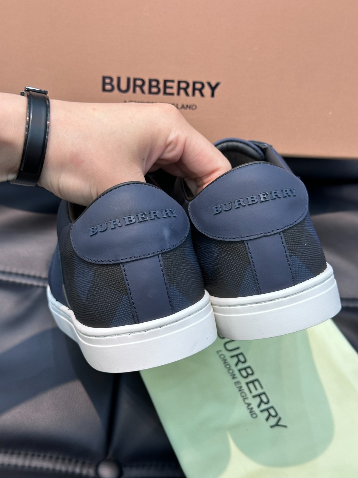 002 002#004-Burberry-Shoes-02-2023SS