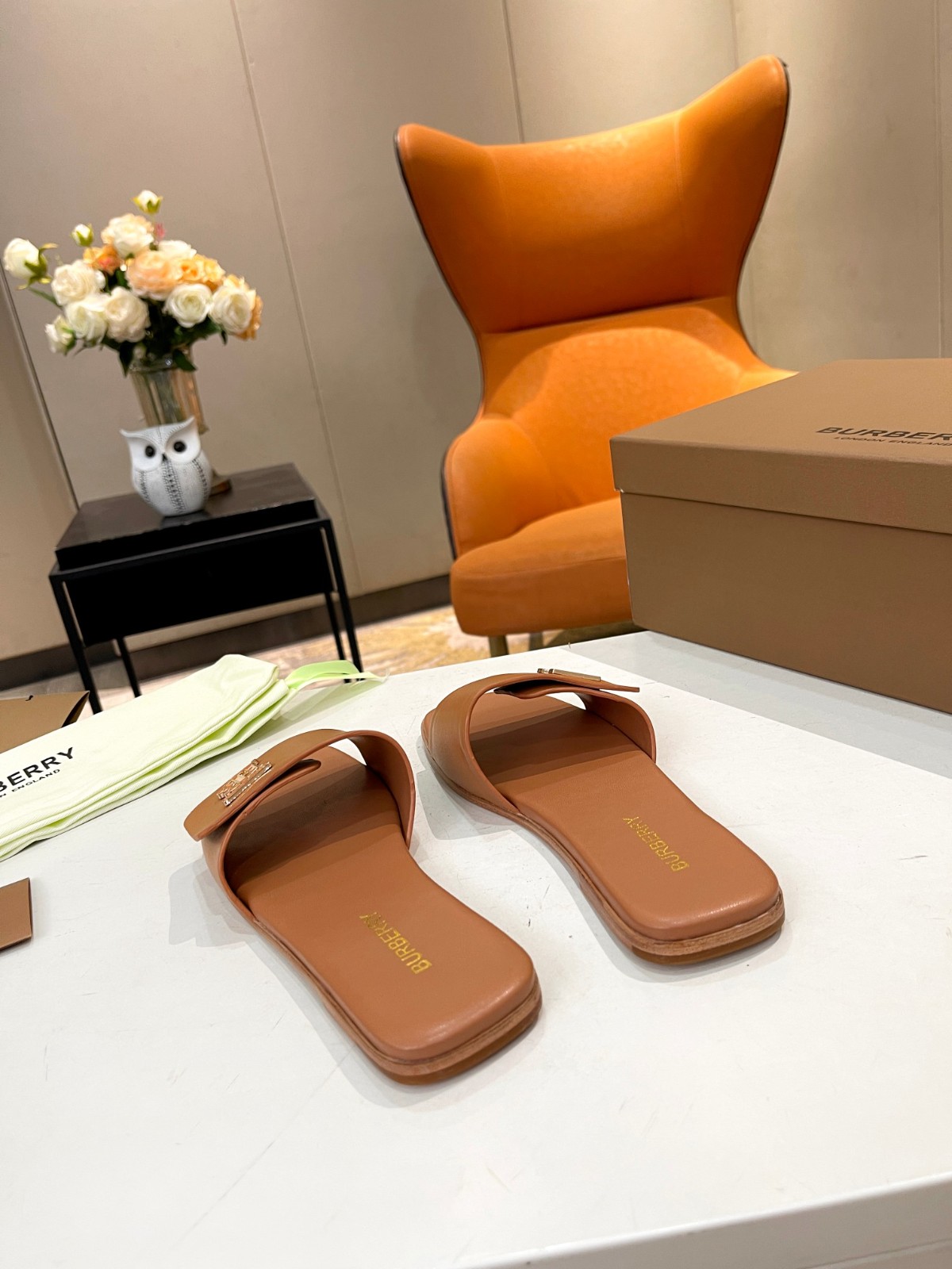 082 25123093 SIZE 35-42