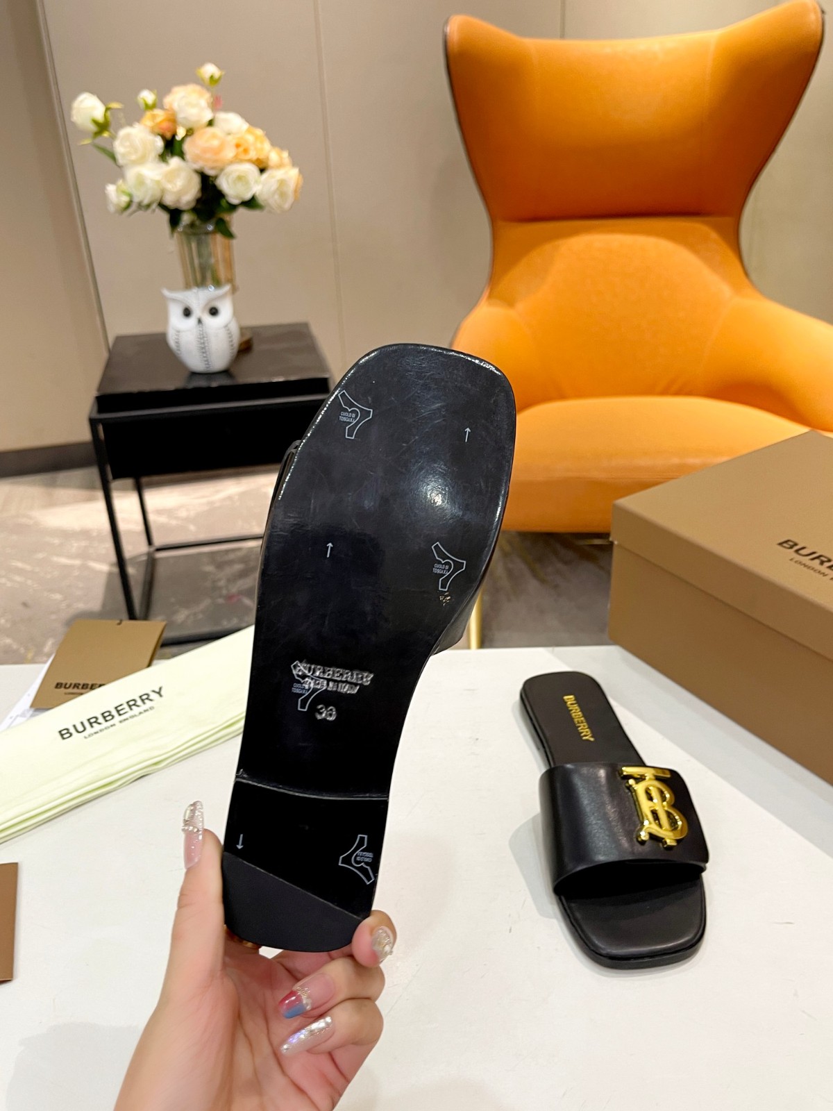 080 25123093 SIZE 35-42