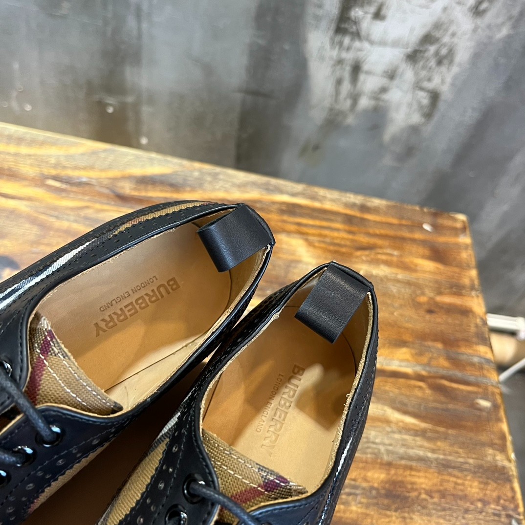 033 44123136 SIZE 38-45