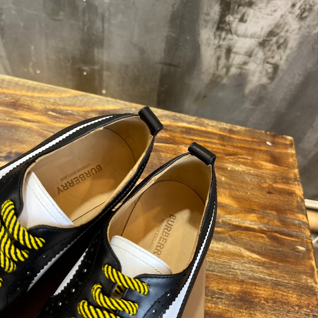 032 44123136 SIZE 38-45