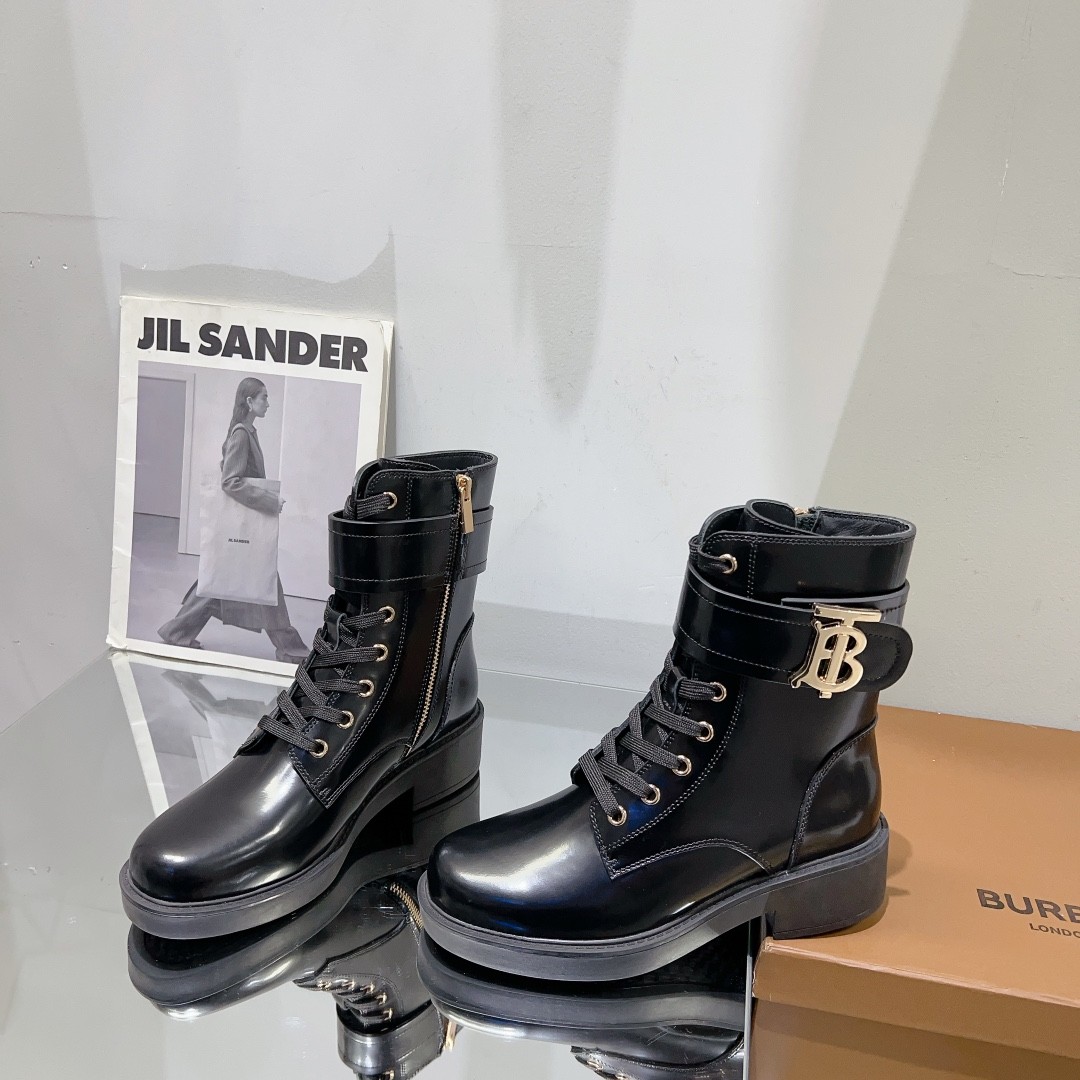 024 39123125 SIZE 35-41