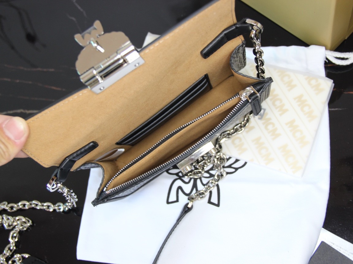 26 003#213-MCM-bags-2023SS