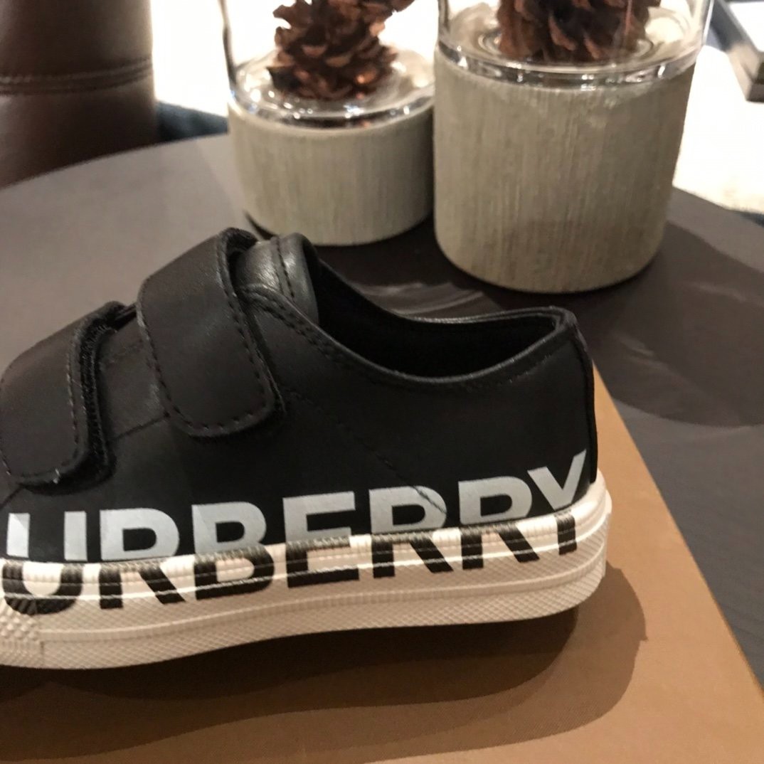 320 274#306 Kids-Shoes-Clothing-Yupoo-dyoomall-2021ss
