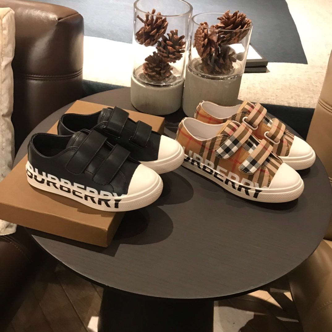 319 273#306 Kids-Shoes-Clothing-Yupoo-dyoomall-2021ss