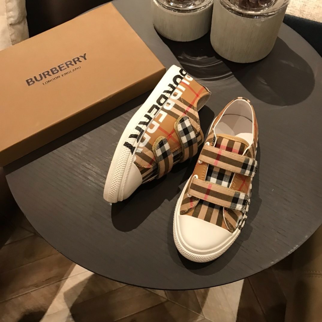 319 273#306 Kids-Shoes-Clothing-Yupoo-dyoomall-2021ss