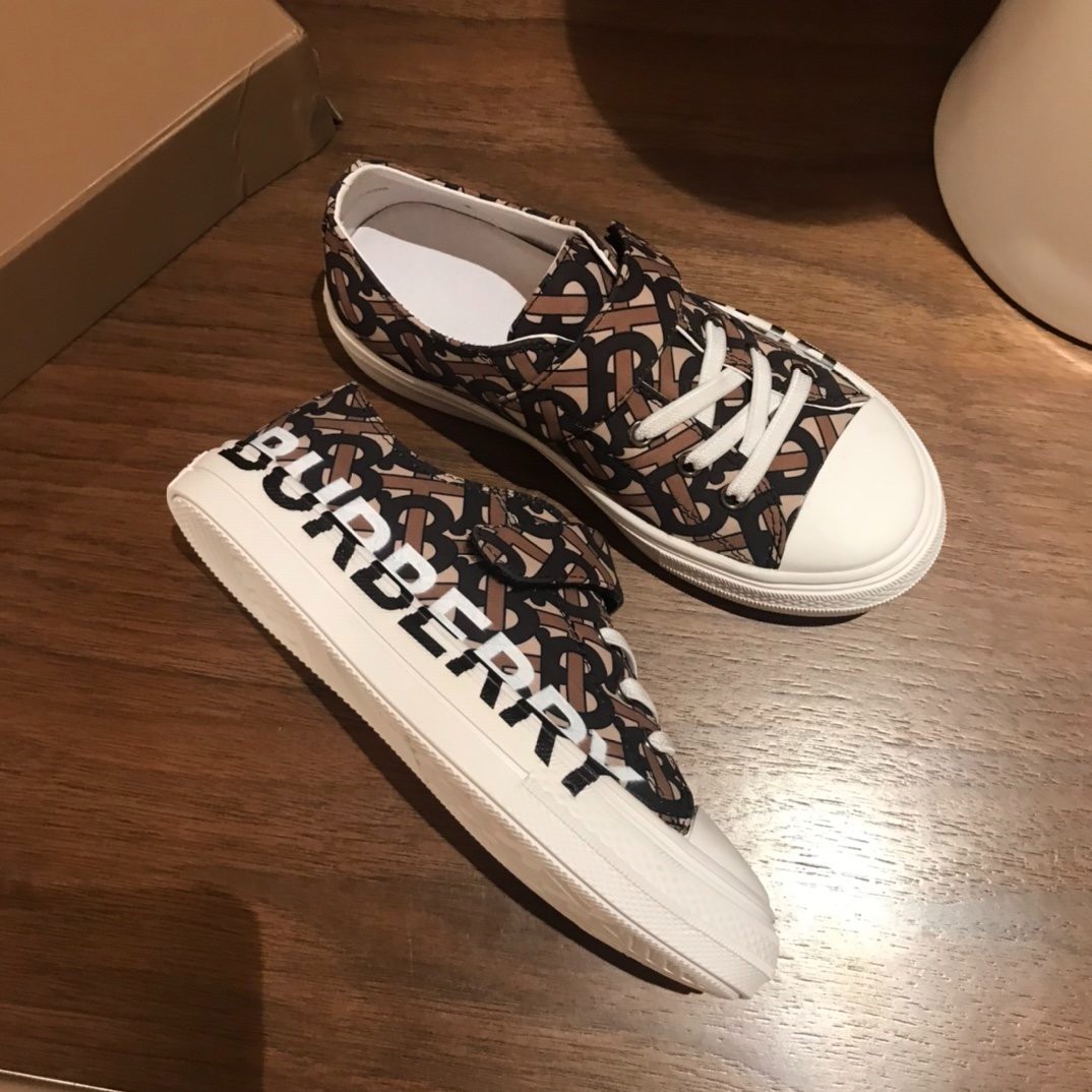 318 269#306 Kids-Shoes-Clothing-Yupoo-dyoomall-2021ss