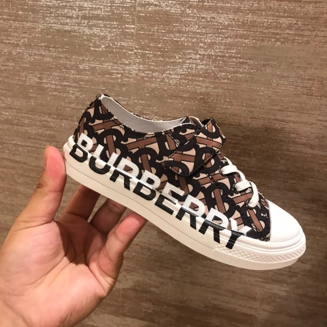 318 269#306 Kids-Shoes-Clothing-Yupoo-dyoomall-2021ss