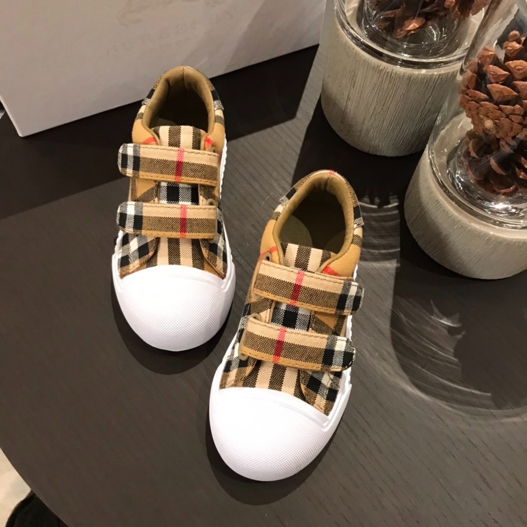 293 164#306 Kids-Shoes-Clothing-Yupoo-dyoomall-2021ss
