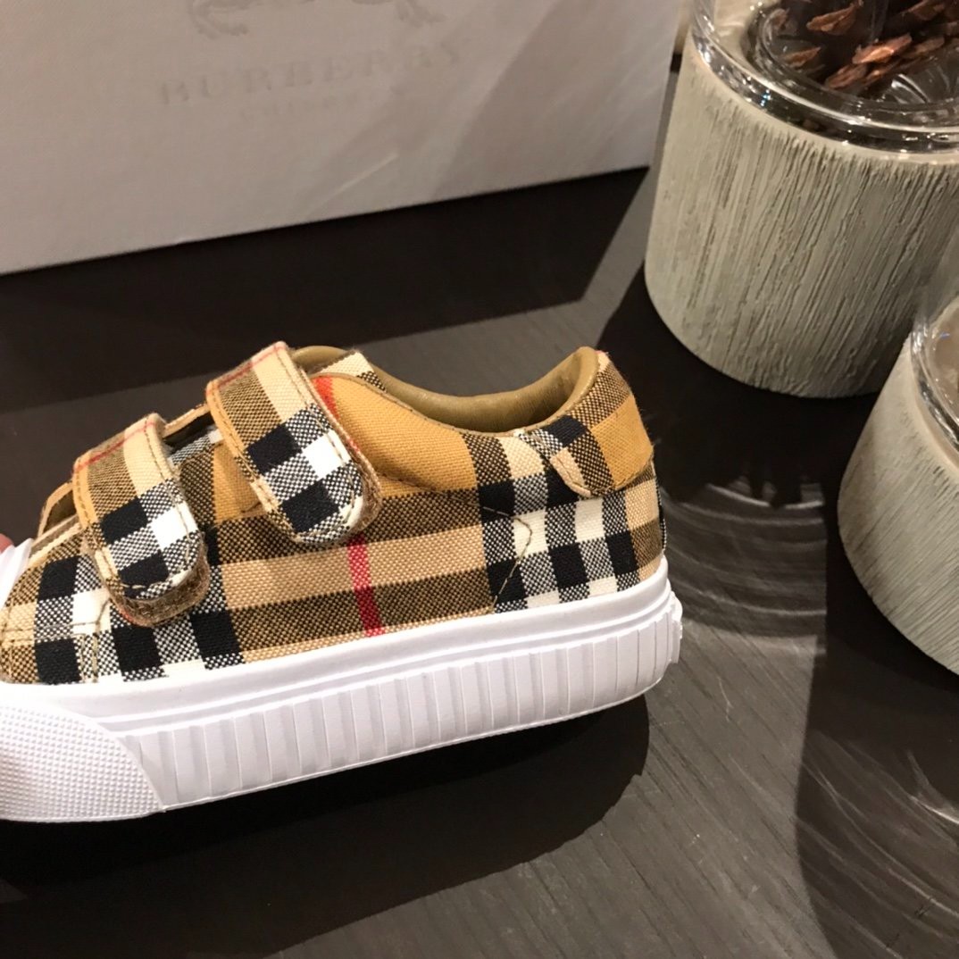 293 164#306 Kids-Shoes-Clothing-Yupoo-dyoomall-2021ss
