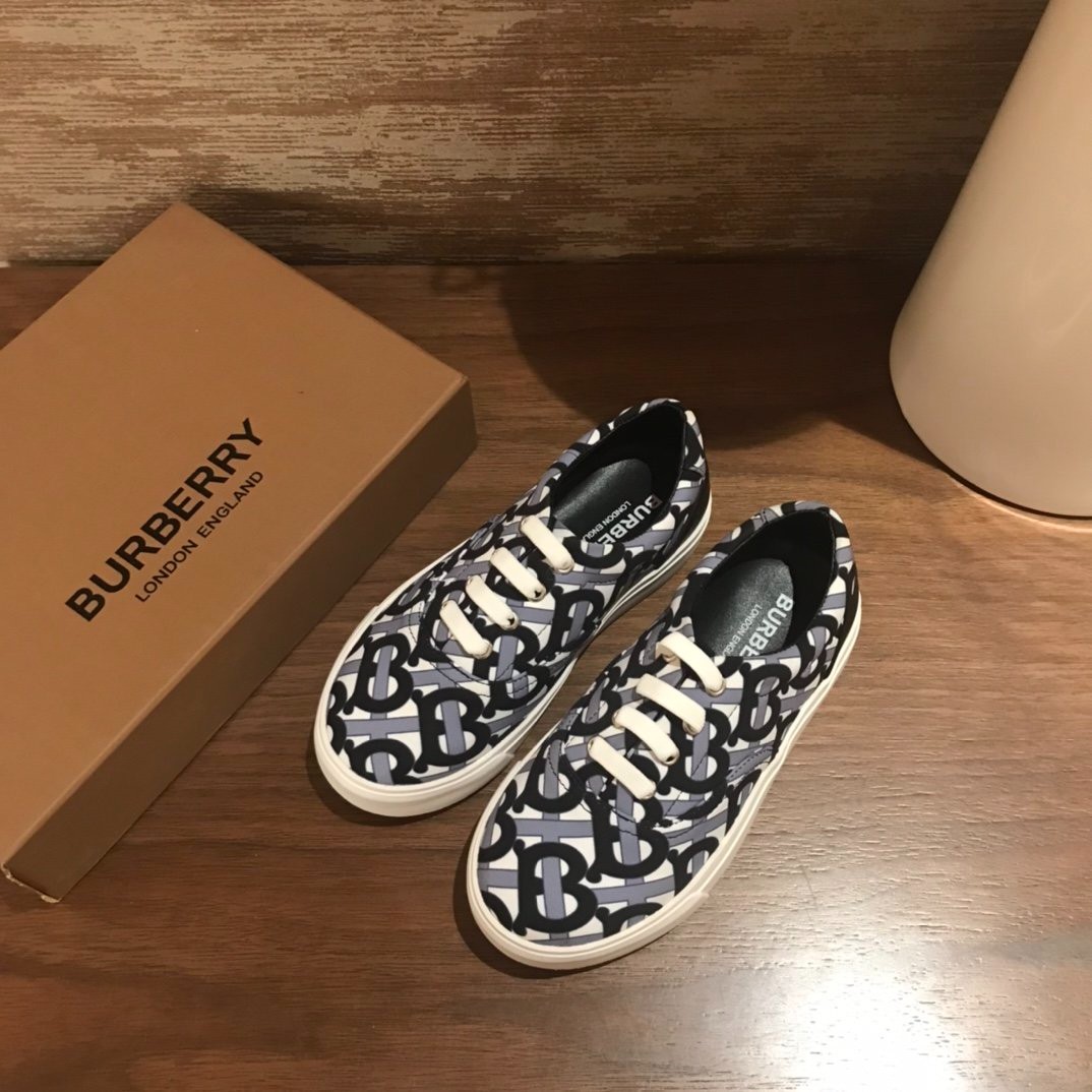 279 119#306 Kids-Shoes-Clothing-Yupoo-dyoomall-2021ss