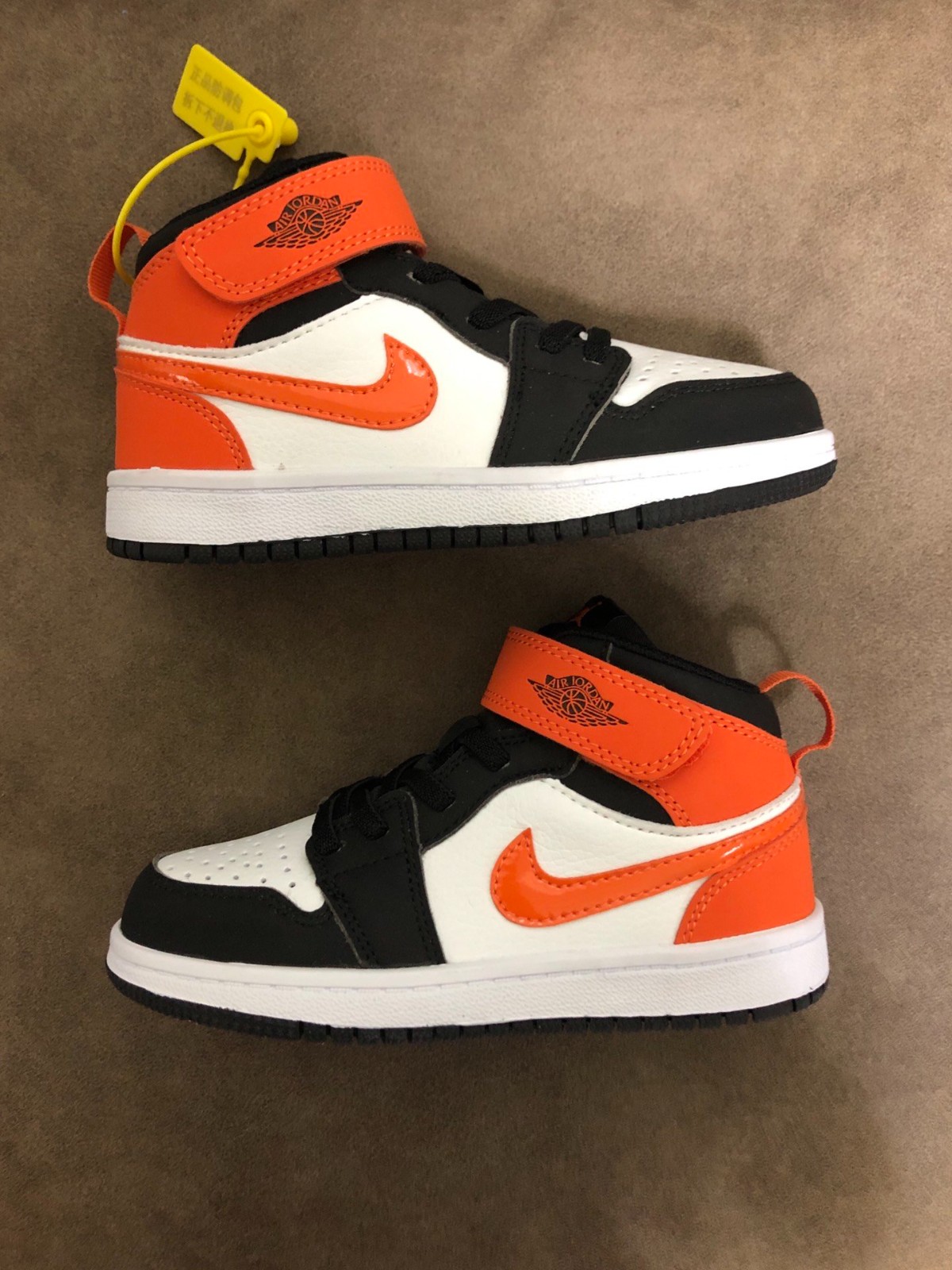 249 031#306 Kids-Shoes-Clothing-Yupoo-dyoomall-2021ss