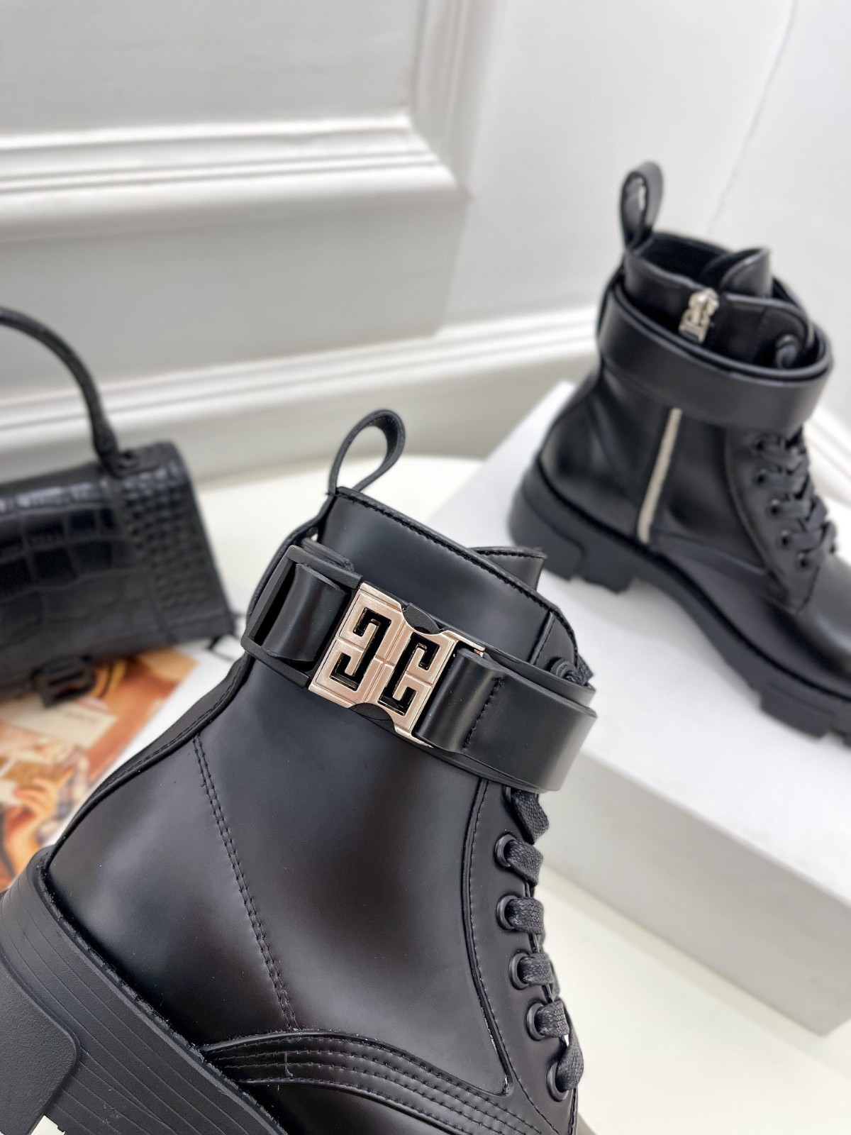 280 36123118 SIZE 35-42