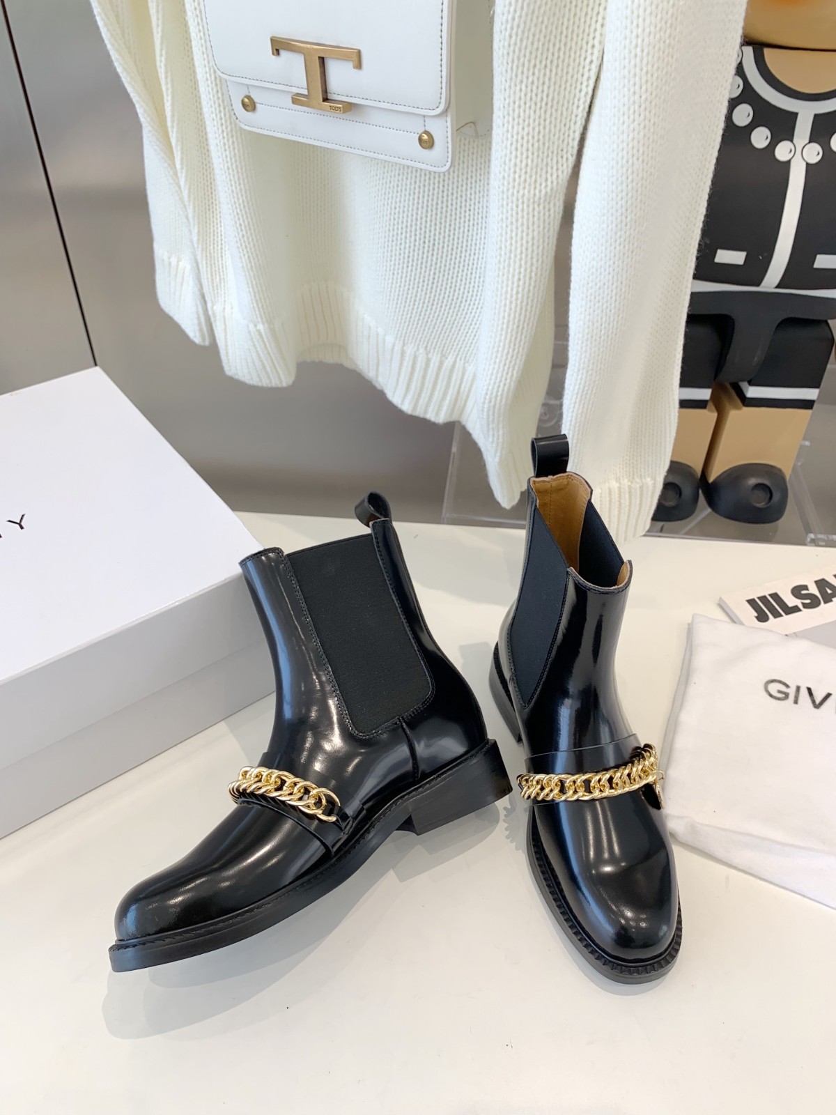 271 38123123 SIZE 35-40