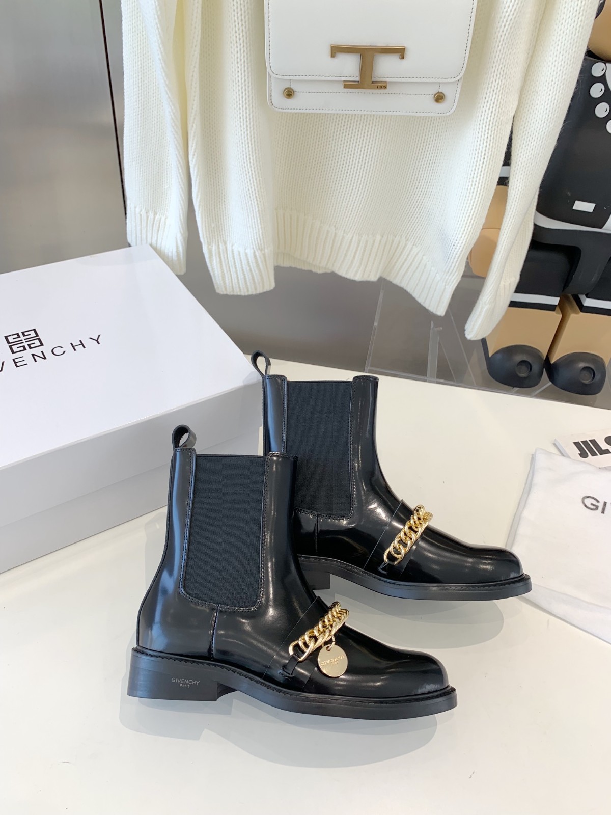 271 38123123 SIZE 35-40