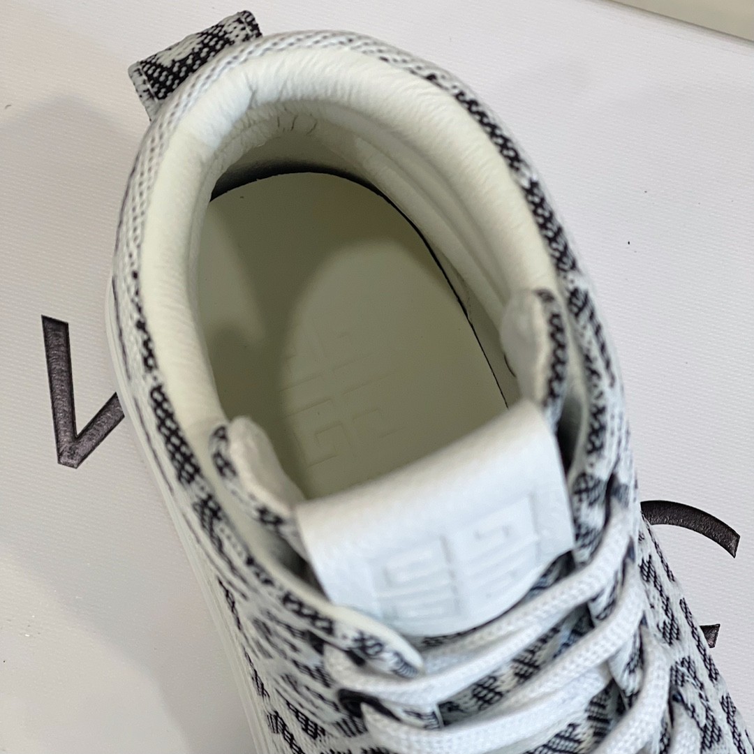 251 42123132 SIZE 38-45
