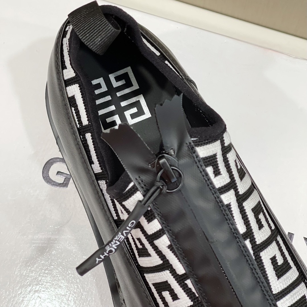 249 42123132 SIZE 38-45
