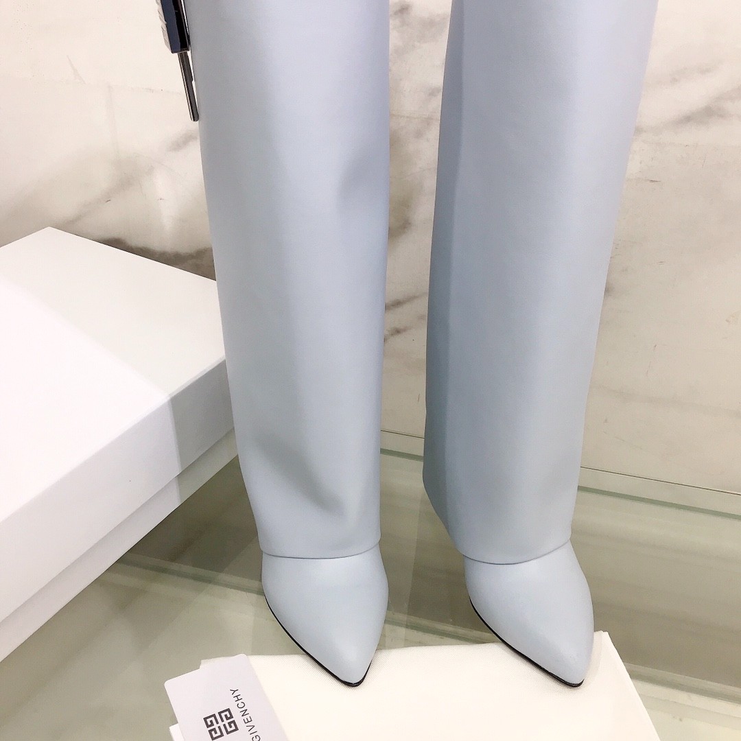 216 88123238 SIZE 35-42