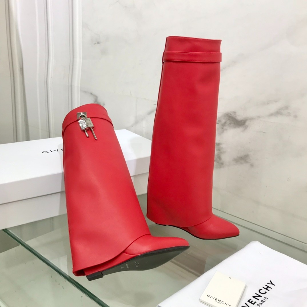 215 88123238 SIZE 35-42