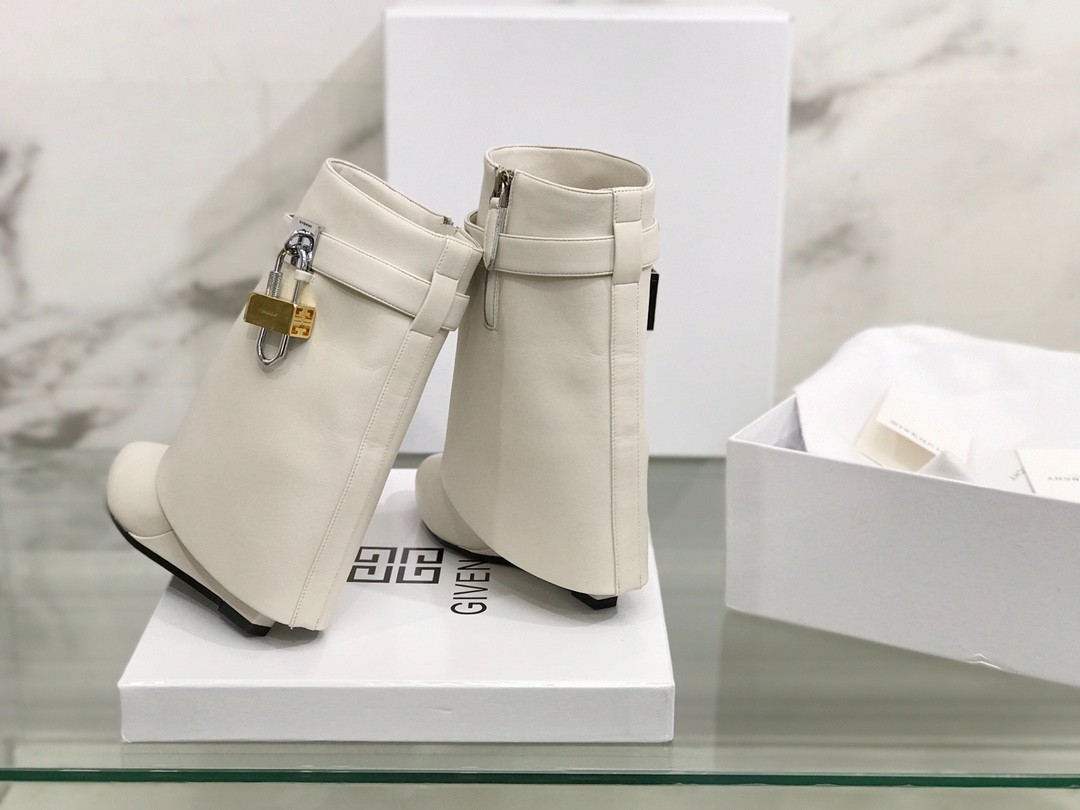211 65123185 SIZE 35-42