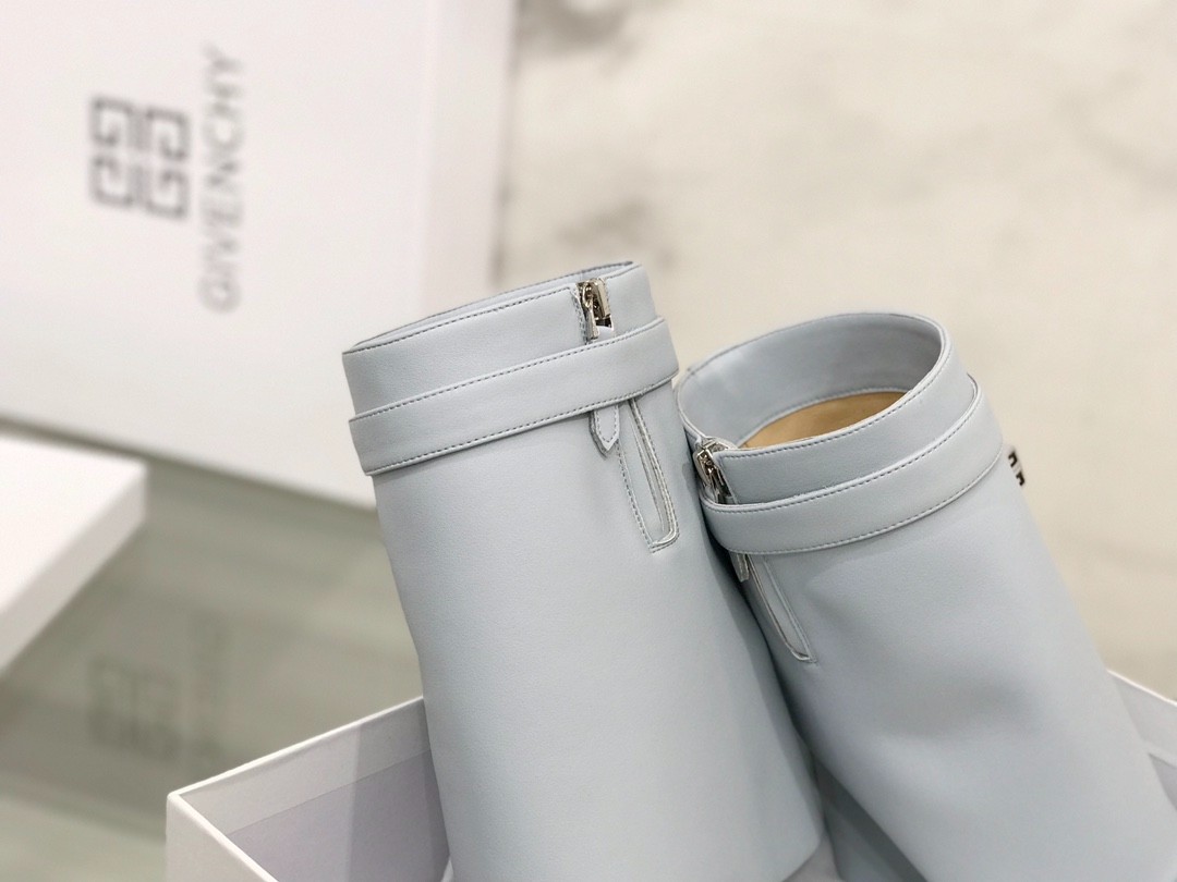 210 65123185 SIZE 35-42