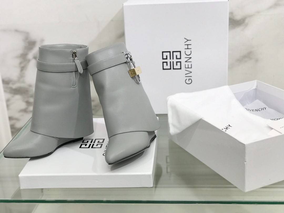 209 65123185 SIZE 35-42