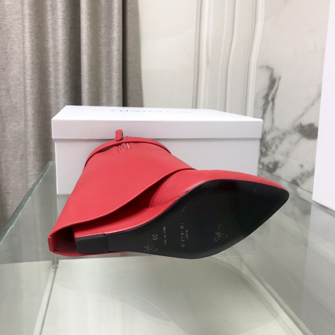 208 65123185 SIZE 35-42