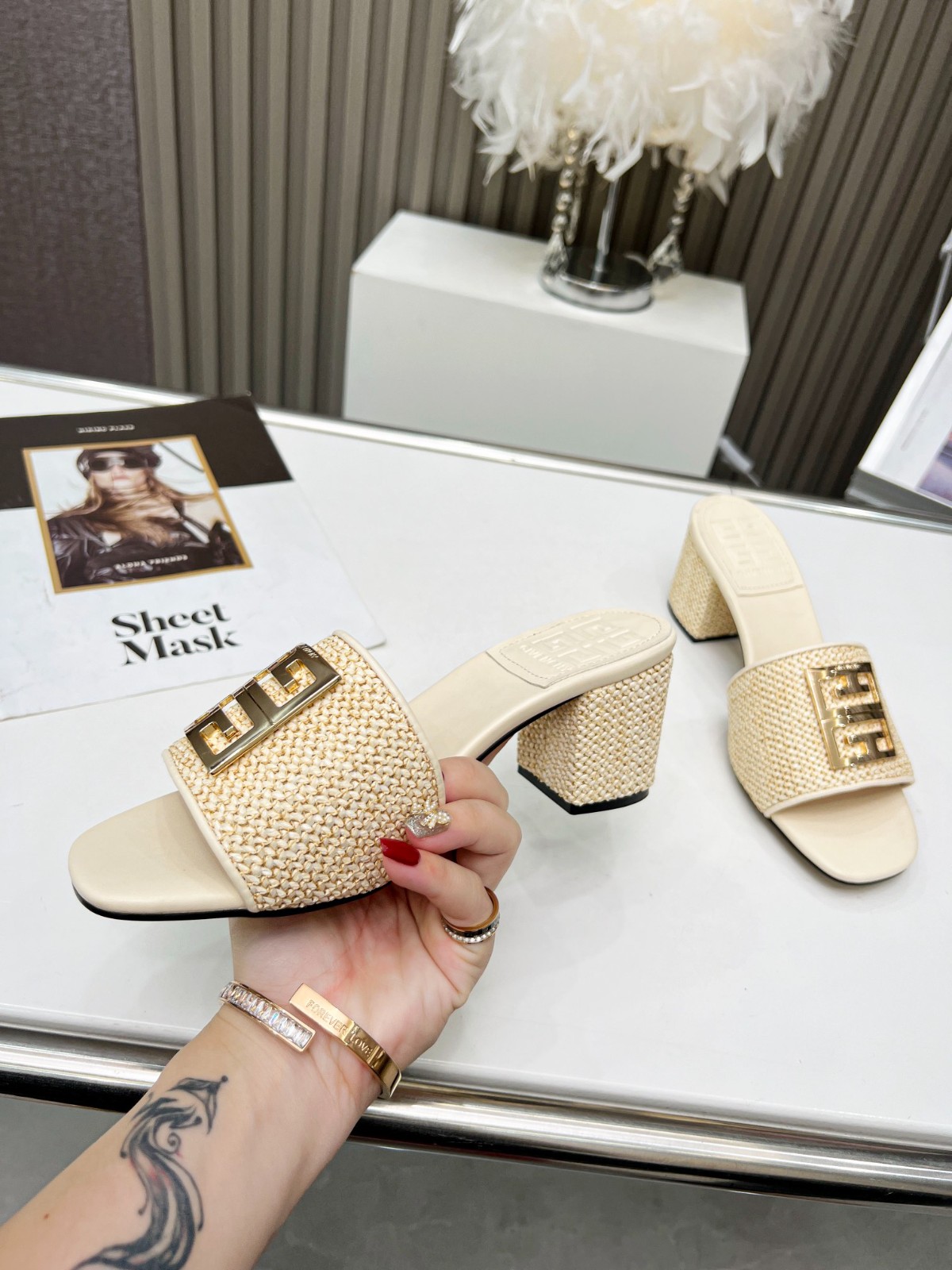 198 23123088 SIZE 35-42