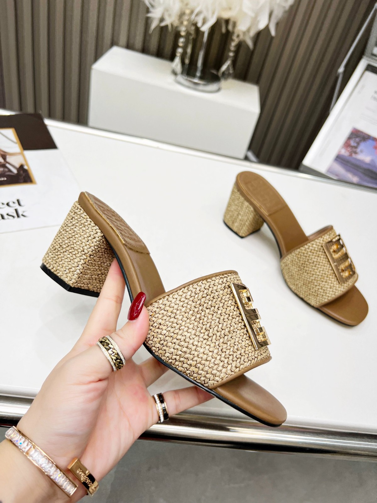 197 23123088 SIZE 35-42