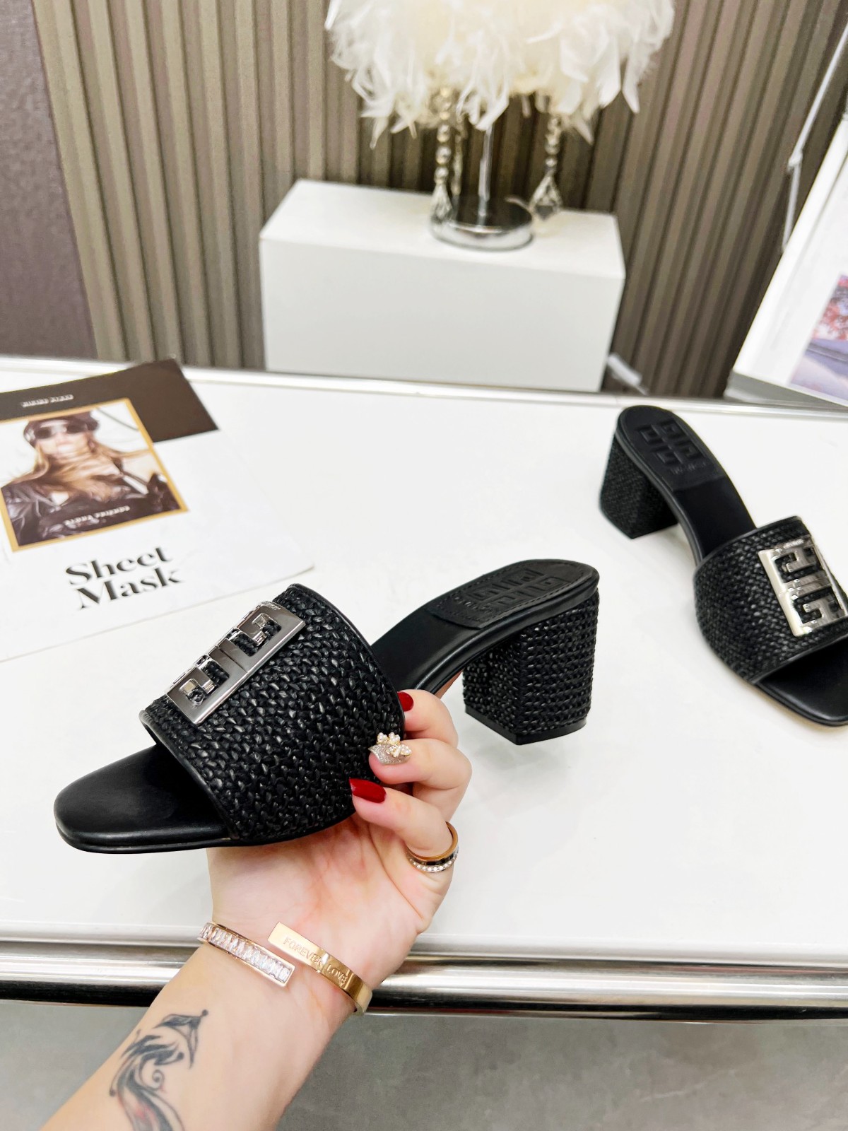 196 23123088 SIZE 35-42