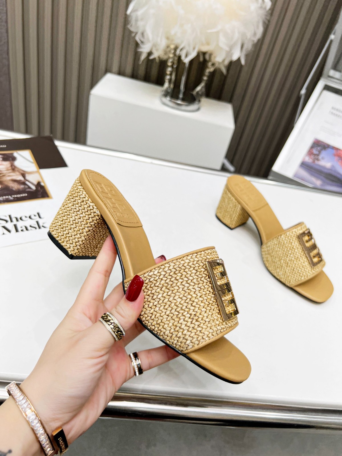 195 23123088 SIZE 35-42