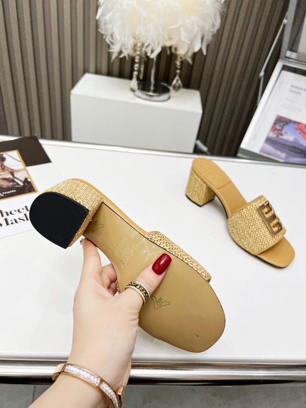 195 23123088 SIZE 35-42