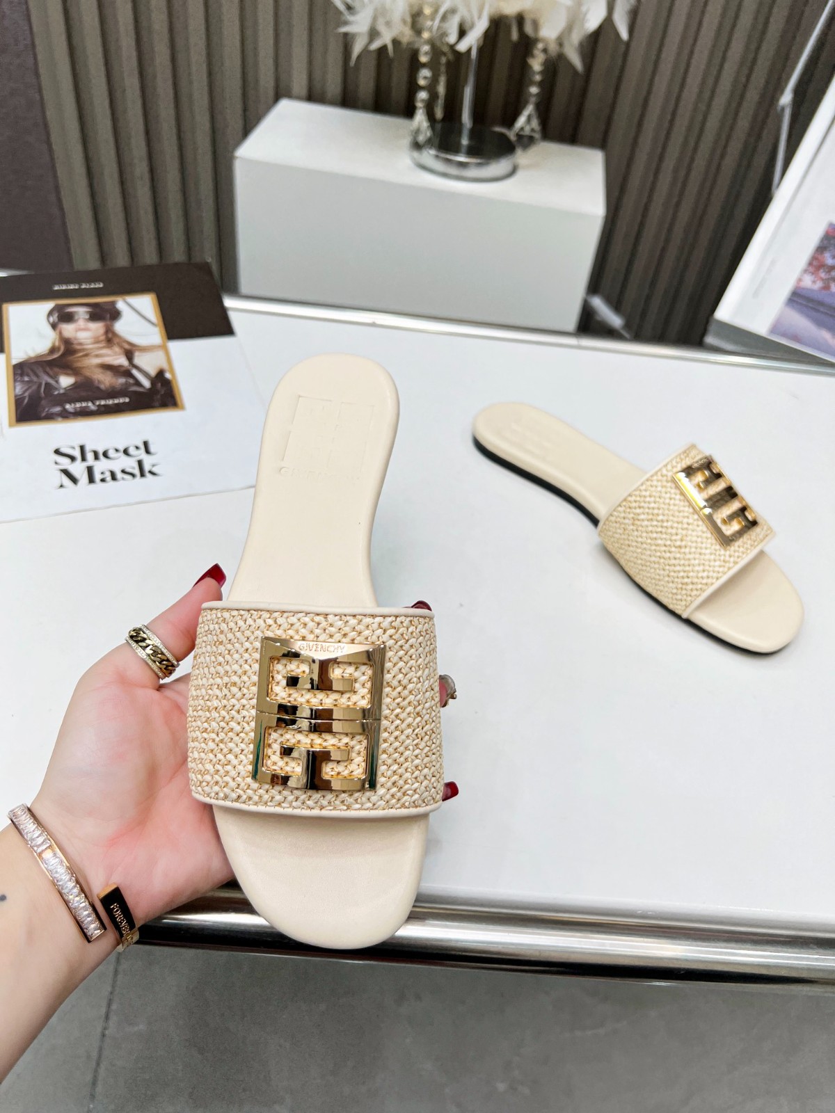 192 23123088 SIZE 35-42