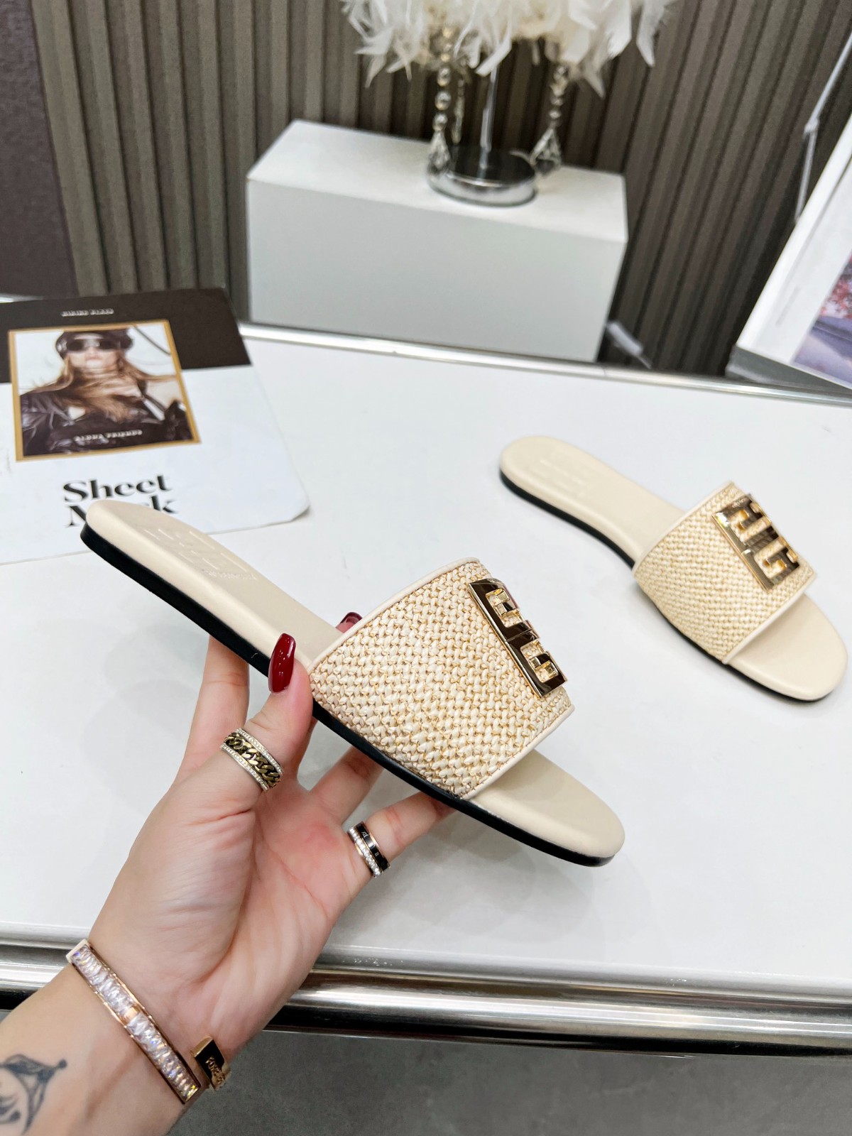 192 23123088 SIZE 35-42
