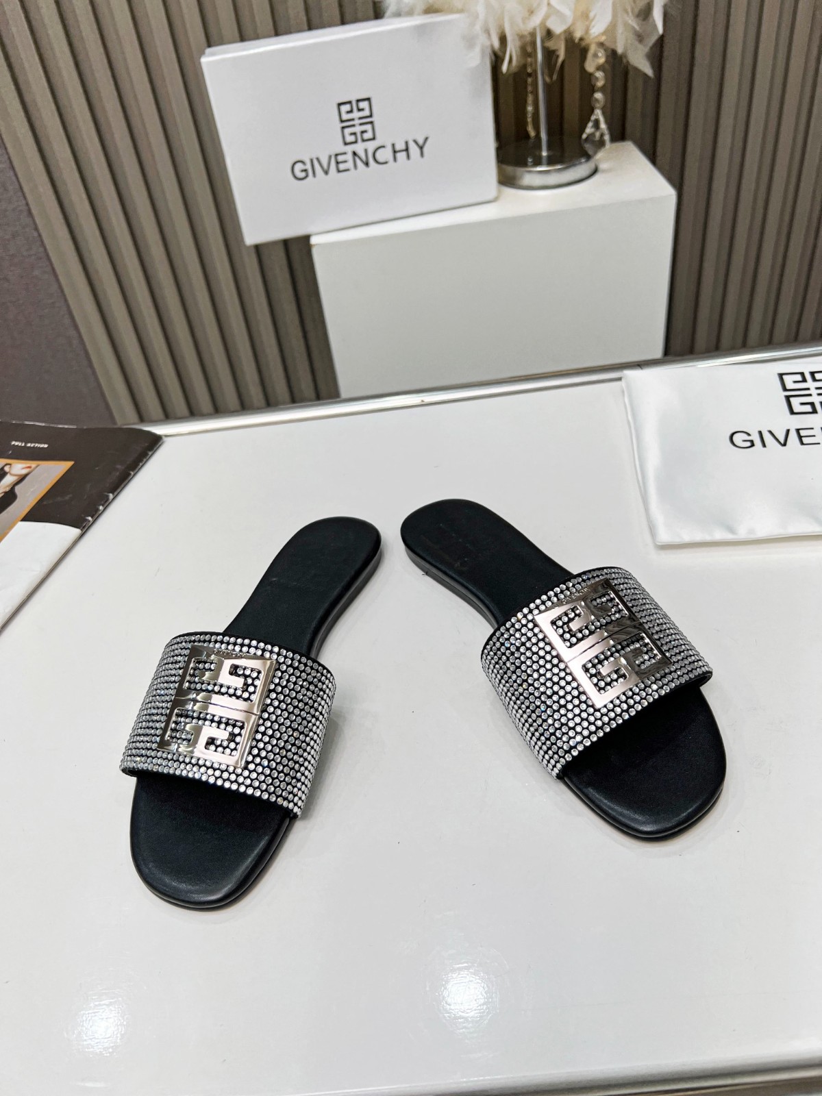 190 26123095 SIZE 35-42