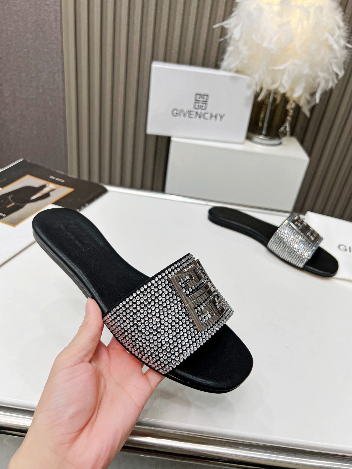 190 26123095 SIZE 35-42