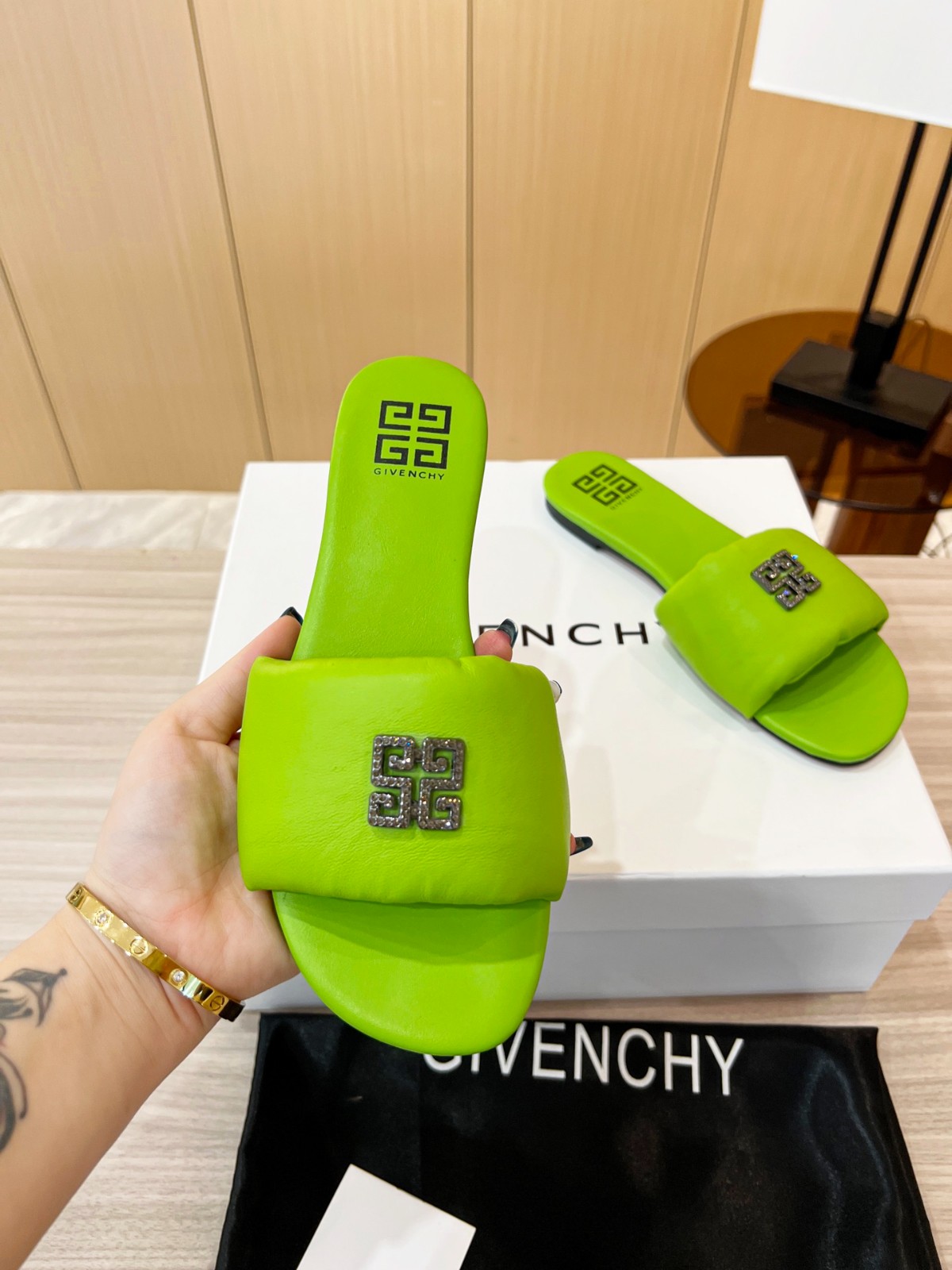 167 24123090 SIZE 35-41
