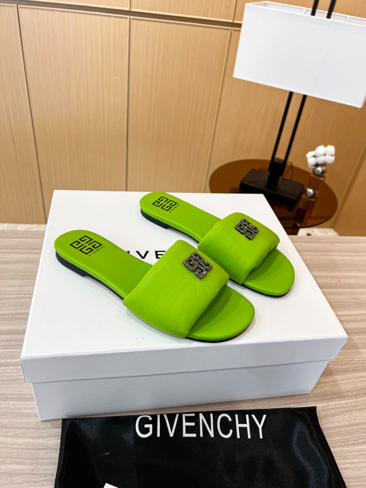 167 24123090 SIZE 35-41