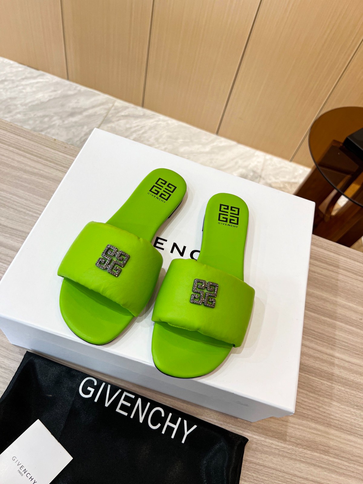 167 24123090 SIZE 35-41