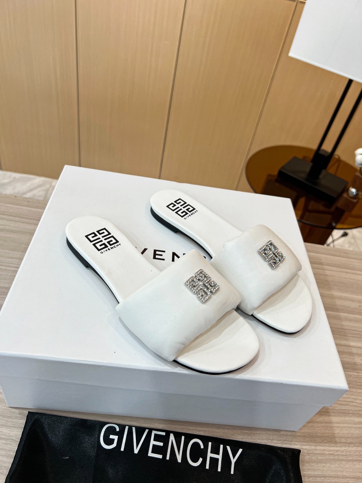165 24123090 SIZE 35-41