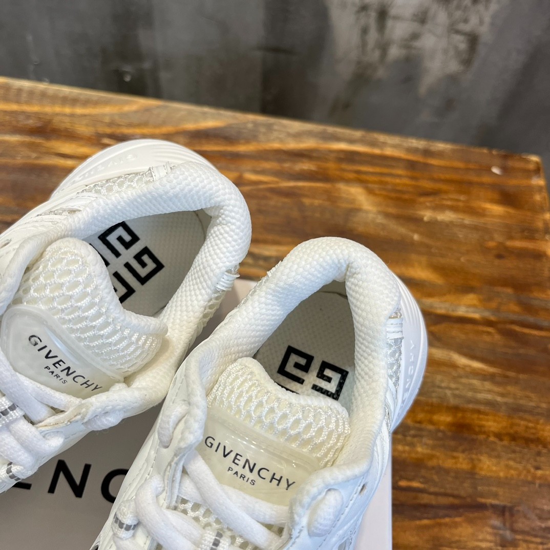 156 38123123 SIZE 35-45