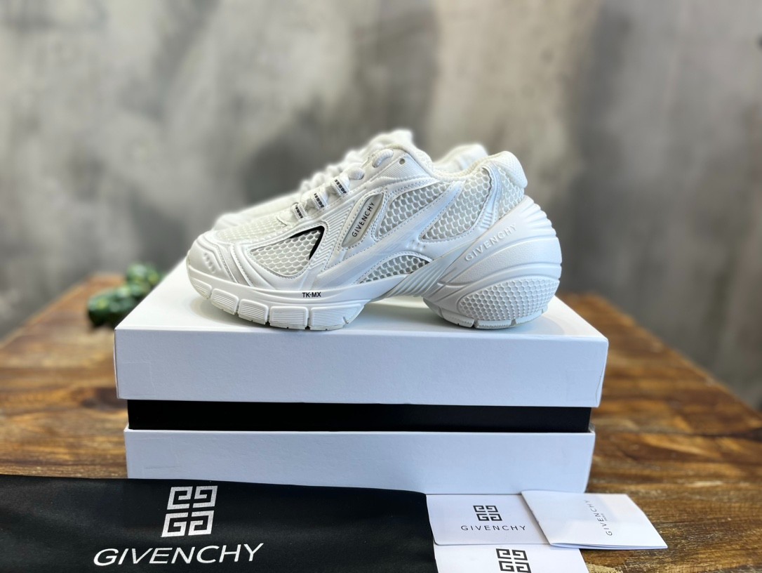 156 38123123 SIZE 35-45