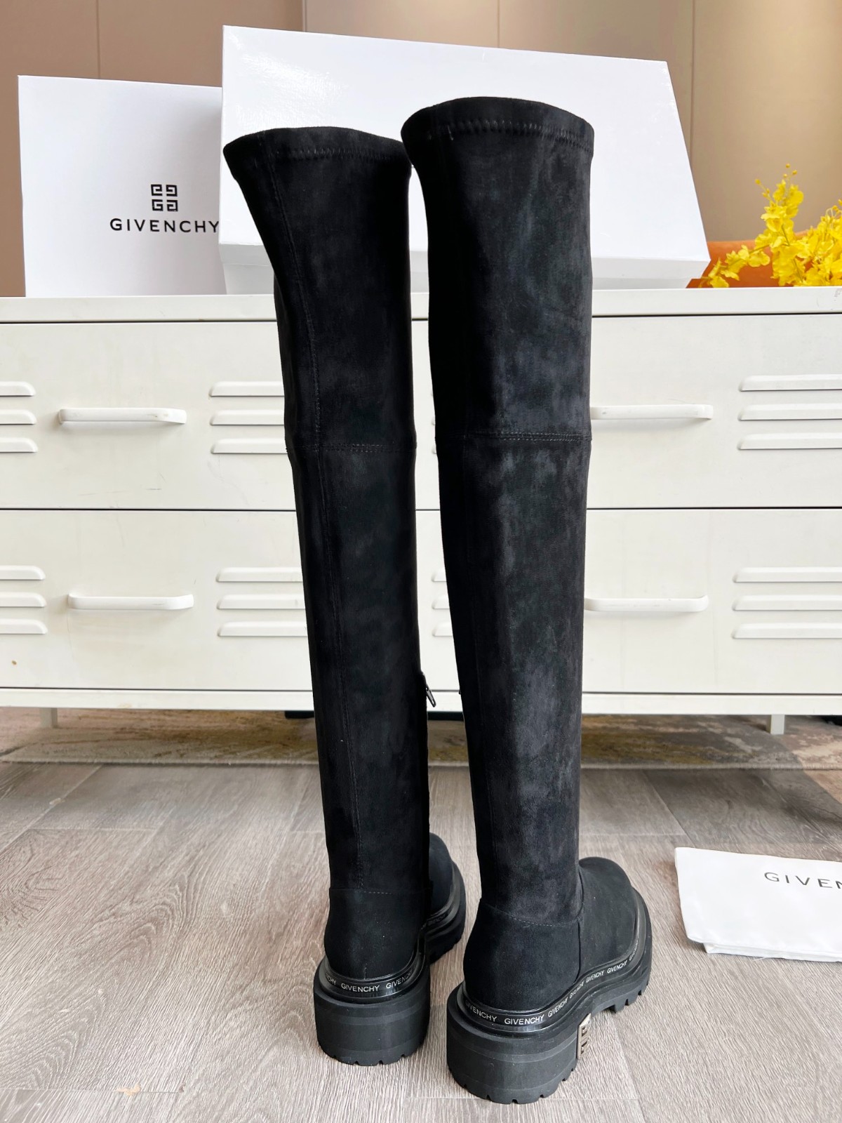 131 SIZE 35-41