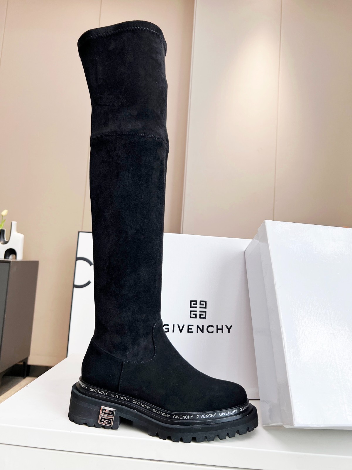 131 SIZE 35-41