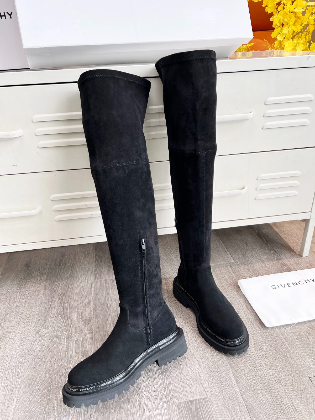 131 SIZE 35-41