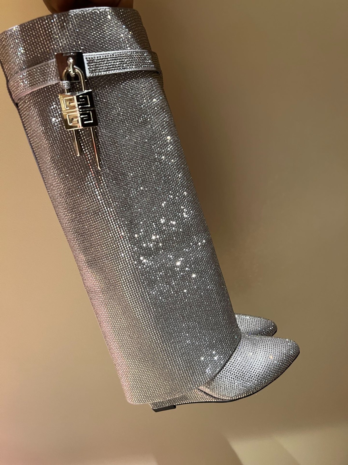 124 86123234 SIZE 35-40