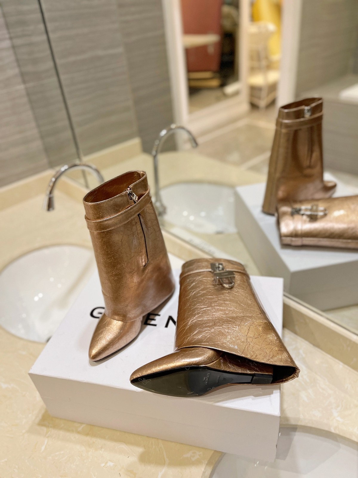 120 58123169 SIZE 35-42