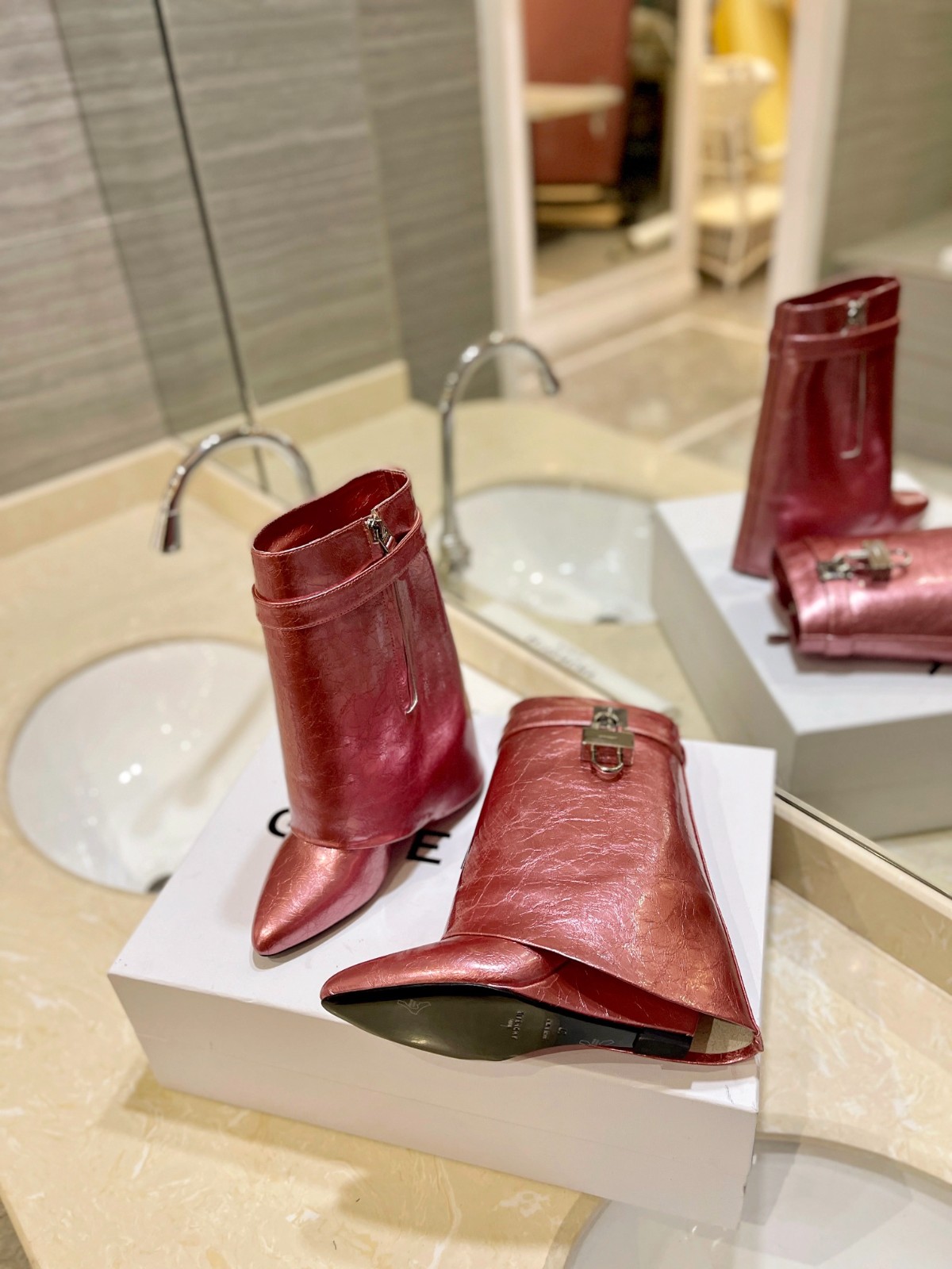 118 58123169 SIZE 35-42