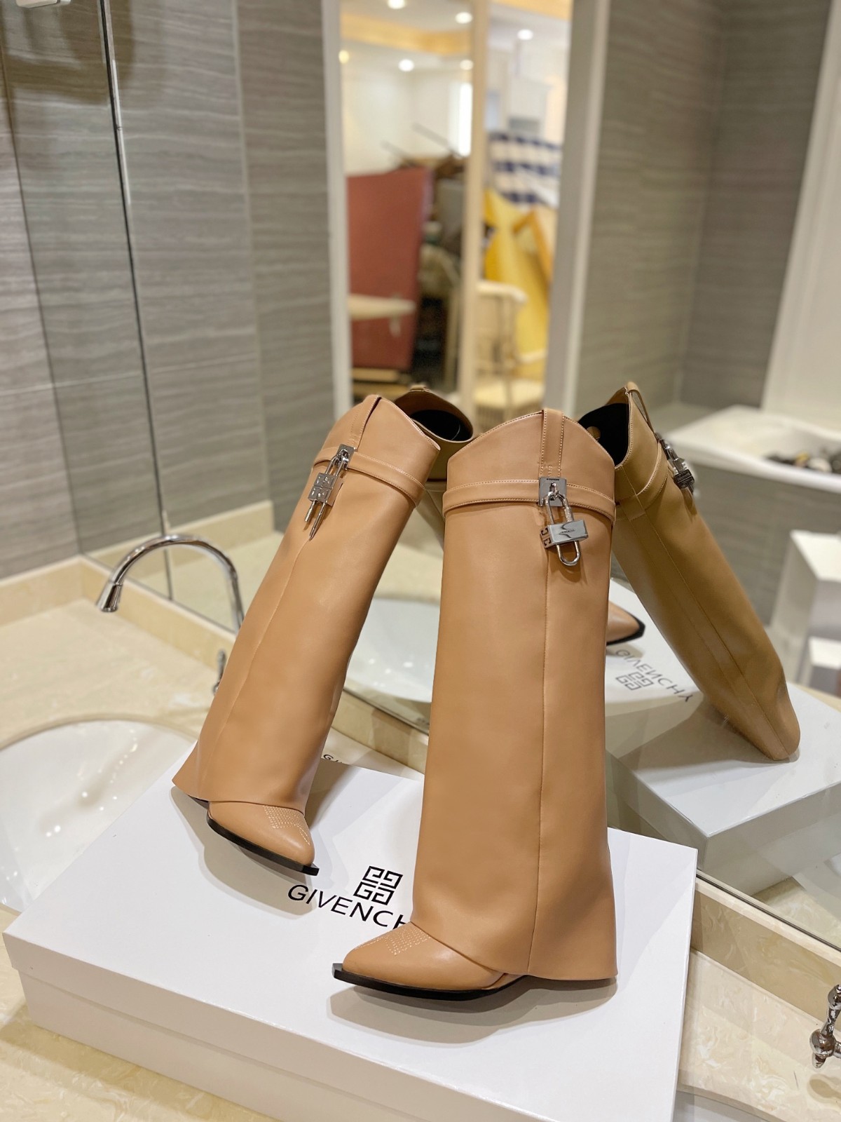 113 59123171 SIZE 35-42